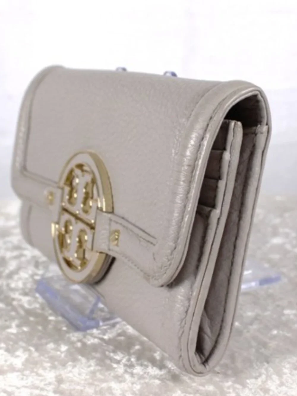 Tory Burch Amanda Logo Leather Continental Clutch Wallet Gray Gold Hardware